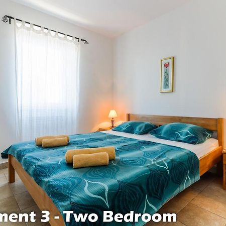 Art Apartments Vrsar Buitenkant foto